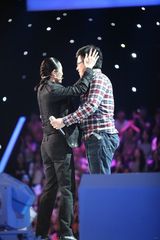 组图：《最美和声》现天籁男声 萧敬腾当爸爸