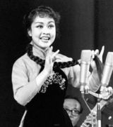 组图：彭丽媛10大青涩照酷似林黛玉