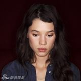 组图：“加勒比美人鱼”阿斯特丽德60张美图集锦