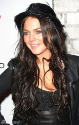 幻灯：众星派对现身 林赛-罗韩与白灵争艳