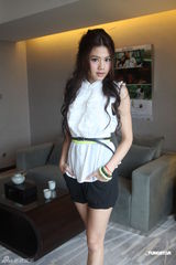 组图：《纸月亮》亮相电影节周秀娜现身