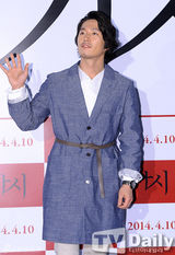 组图：《刺》试映 张赫赵宝儿演绎心动爱情