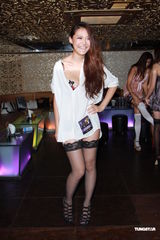 组图：陈静仪被骂狐狸精 何佩瑜舌头穿环圆梦