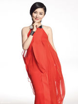 组图：陈廷嘉雪纺红裙写真 飘逸宛若仙子