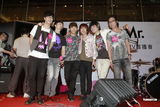 组图：Mr.新歌MV首播会 众多歌迷到场支持