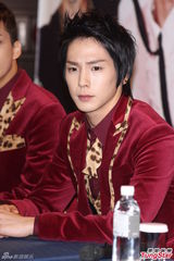 组图：韩男团BAP来台 小秀中文讨好粉丝