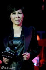 幻灯组图：珍爱女人齐聚北京 巡演发布经典连唱