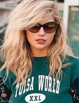 组图：超模阿普顿抛性感登刊 还原少女可爱本性