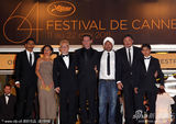 组图：《感恩时节》戛纳首映 主创集体亮相