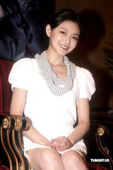 幻灯图集：《未来警察》首映 徐娇人小鬼大反问记者