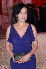 组图：曹光彪孙女办亿元堡垒婚礼齐聚名流