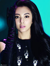 组图：张雨绮杂志封面俏女郎 优雅身姿显曼妙