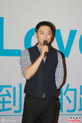 组图：张馨予缺席新剧宣传 李晨独撑场遭逼婚