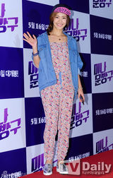 组图：金秀贤李玹雨捧场《美娜》朱元挺崔江熙