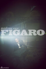 组图：钮承泽拍时尚大片 展熟男导演少年心气质