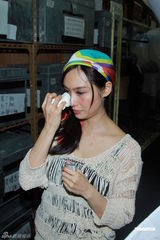 组图：朱茵提离世爱犬掩面痛哭 和黄贯中论及婚嫁