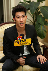 组图：新青年李治廷：某个瞬间我爱上范冰冰了