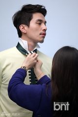 组图：《天命》主创李栋旭帅气宋智孝大气