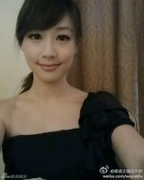 组图：台湾甜美女主播吴宇舒生活照