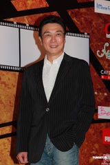 组图：任达华惠英红温碧霞加盟英皇电影艺人部