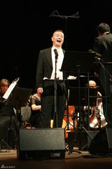 高清图：陕北民歌唱响欧洲 郝歌RNB曲风演绎