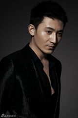 组图：陈昊刚毅写真照曝光 野性洒脱显实力