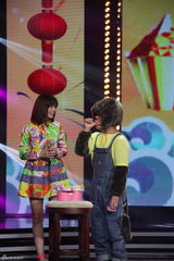 组图：湖南卫视元宵喜乐会朴有天内地首秀