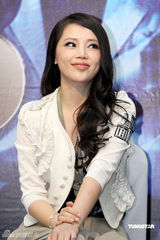 幻灯图：芙蓉姐姐豹纹装扮亮相 银幕处女作打酱油