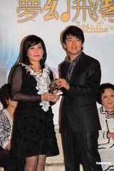 组图：郎朗望培养内地儿童识音乐