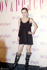 高清组图：陈慧琳人气高涨 与霍思燕黑白配互争艳