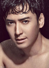 高清图：韩栋湿身大片曝光 阳光男孩蜕变性感男人