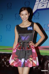 组图：徐子珊怨黄宗泽胡须扎人 陈法拉称吻戏不卫生