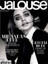 组图：米兰达-可儿拍黑白写真 复古名媛装迷人