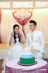 高清：何基佑钟凯莹喜结良缘 婚期在清明百无禁忌