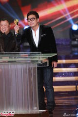 组图：钱嘉乐郑裕玲陈锦鸿等五位获杰出演员大奖