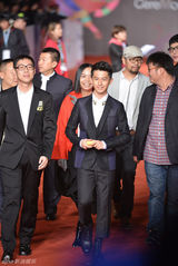 高清组图：第49届金马奖红毯星光闪耀