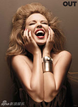 幻灯图集：凯莉-米洛登杂志封面 大秀烈焰红唇