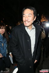 组图：陆川戴立忍曾宝仪等现身张震婚礼