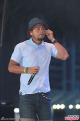 组图：春浪音乐节举办 萧敬腾张震岳热狗齐聚