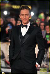 组图：《雷神2》伦敦首映 锤哥洛基兄弟频卖萌