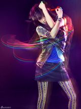 高清组图：范晓萱最新炫彩写真 展现最独特的自我