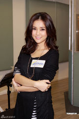 组图：曹格谢安琪周丽淇出席音乐会彩排