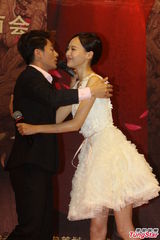 组图：霍建华唐嫣被撮合 不否认有发展可能