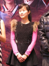 组图：李若斯春日写真 主演《香山奇缘》开机