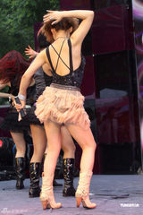 幻灯：艾梦萌新EP高唱《不要脸》 称现今社会就这样 