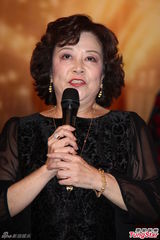 组图：国联四凤30年聚首 甄珍自嘲少女变老妇