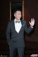 组图：黄百鸣子大婚众星出席 林峰吴千语恩爱