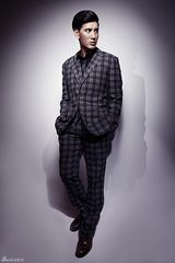 组图：蒲巴甲老上海写真出炉 英伦气质卓尔不群