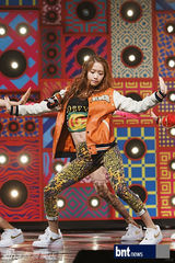 组图：少女时代《MCD》热唱新辑收录曲