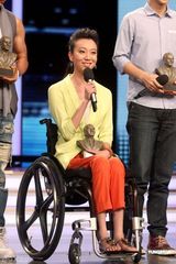 组图：200明星高歌《北京祝福你》 成龙坐镇指挥